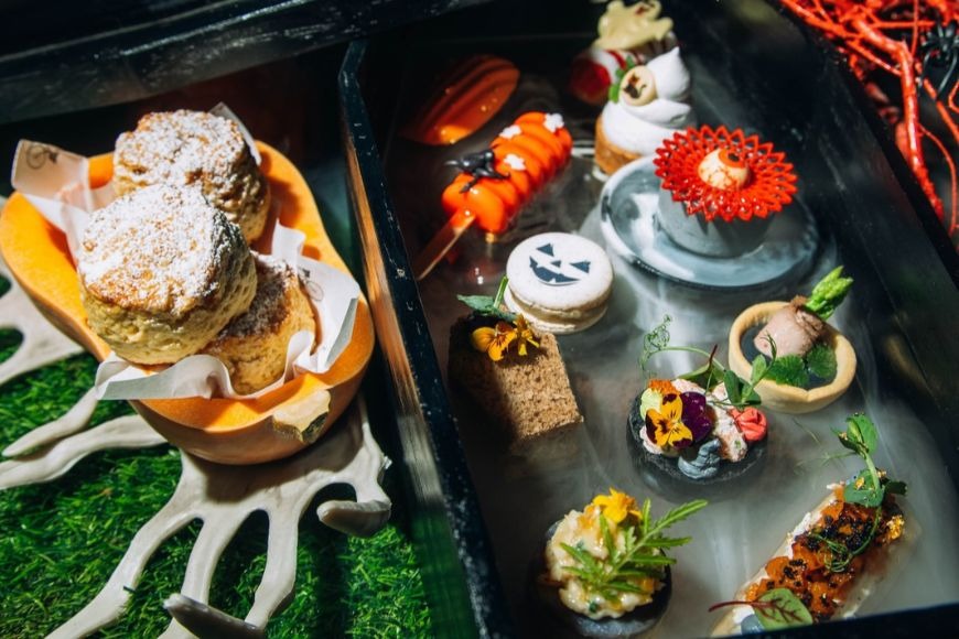 Halloween Afternoon Tea at Mashrabiya Lounge, Fairmont the Palm Dubai Halloween Afternoon Tea at Mashrabiya Lounge, Fairmont the Palm Dubai